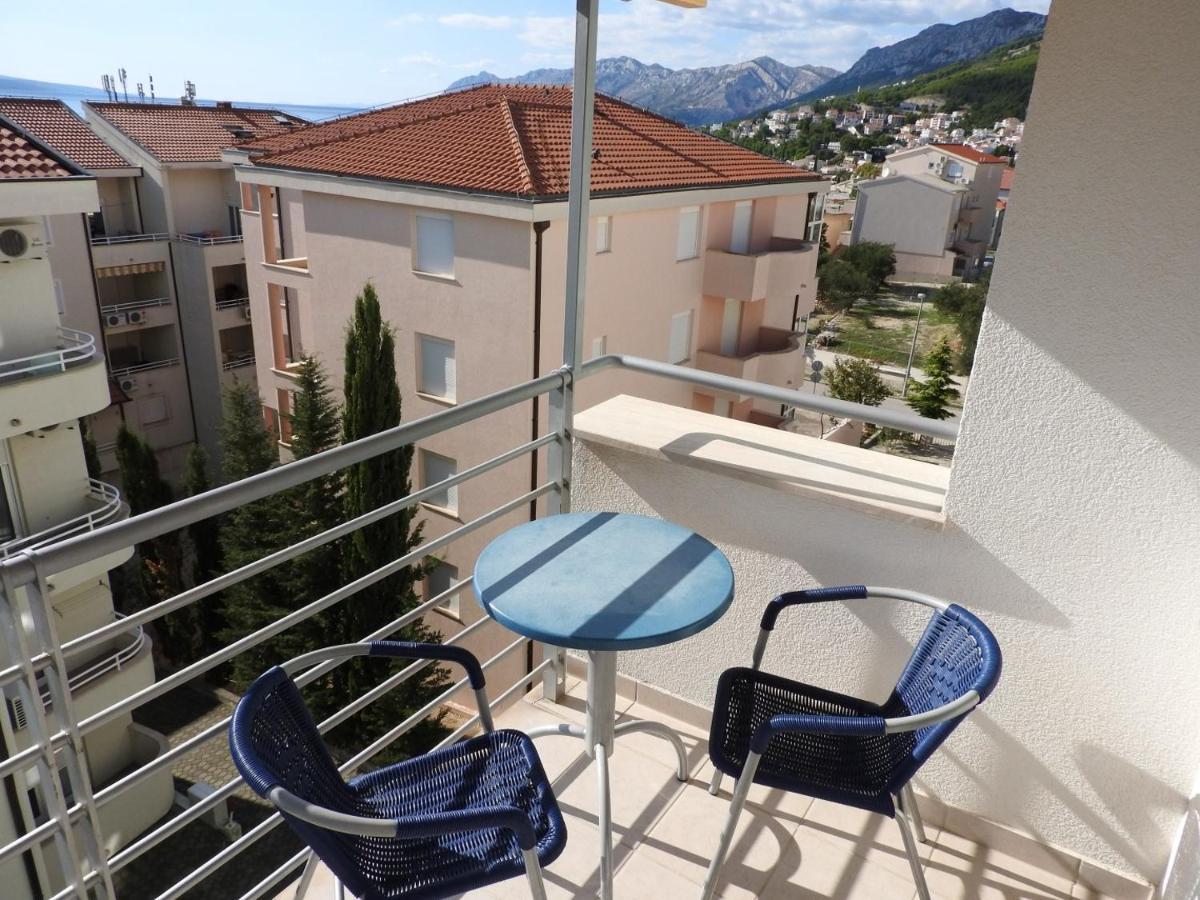 Ruza&Nikolina "1" Apartmani - บาชกาโวดา ภายนอก รูปภาพ