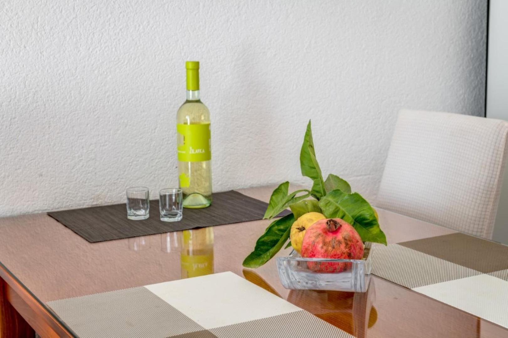 Ruza&Nikolina "1" Apartmani - บาชกาโวดา ภายนอก รูปภาพ