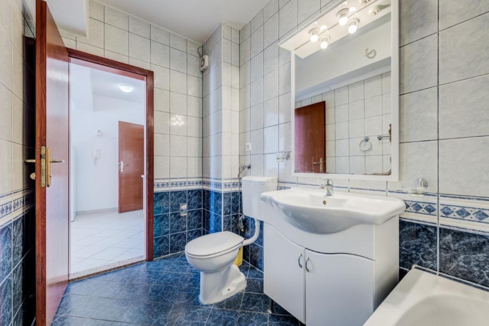 Ruza&Nikolina "1" Apartmani - บาชกาโวดา ภายนอก รูปภาพ