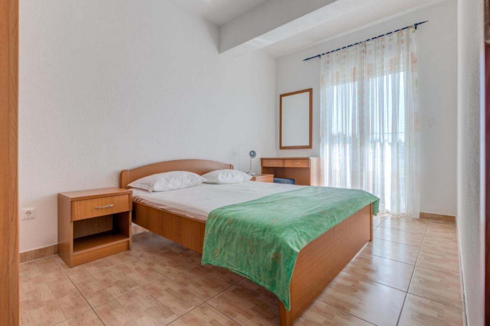 Ruza&Nikolina "1" Apartmani - บาชกาโวดา ภายนอก รูปภาพ